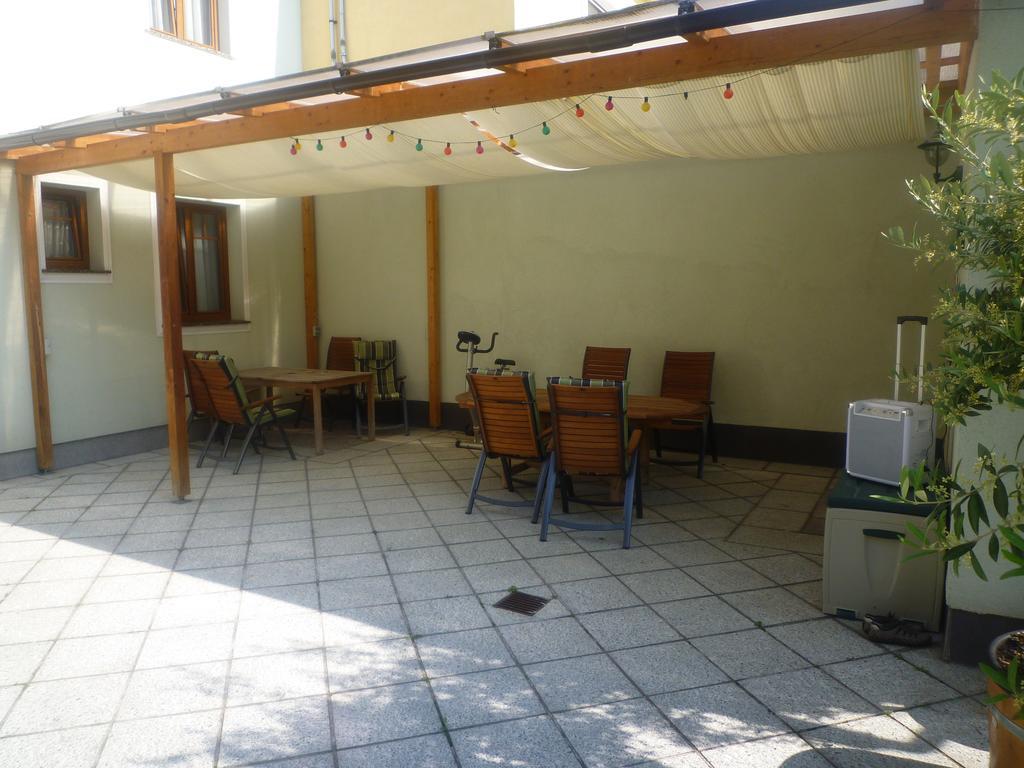 Gartenpension Prosl Вена Экстерьер фото