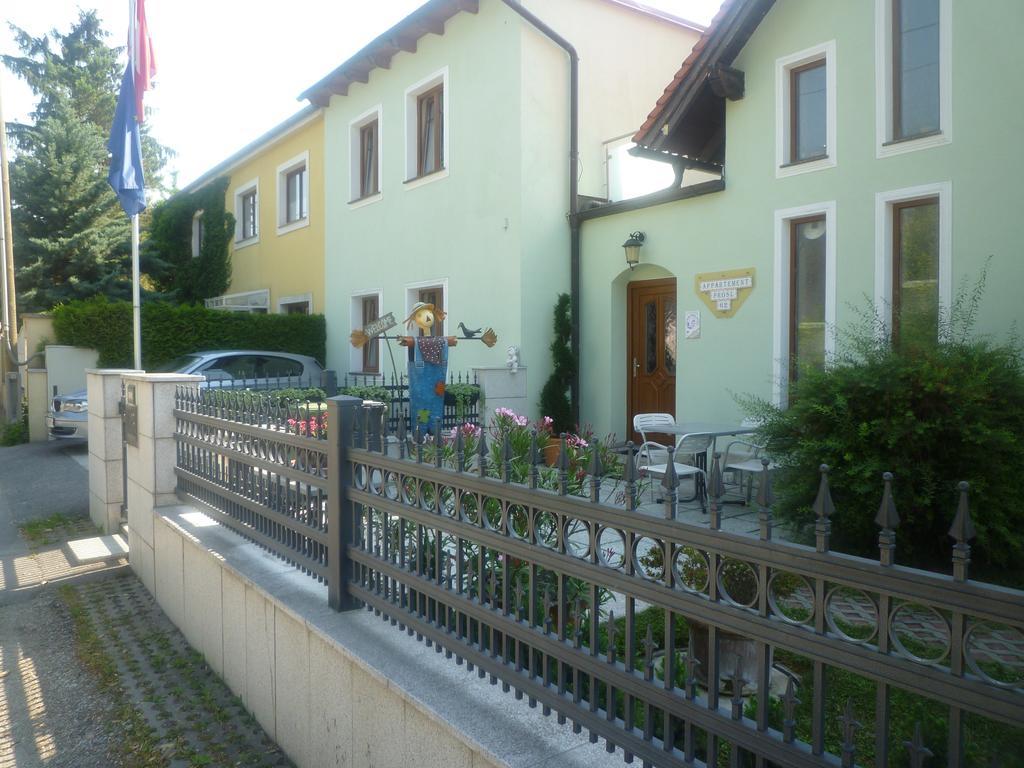 Gartenpension Prosl Вена Экстерьер фото
