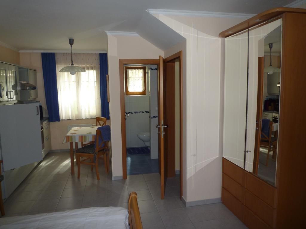 Gartenpension Prosl Вена Номер фото